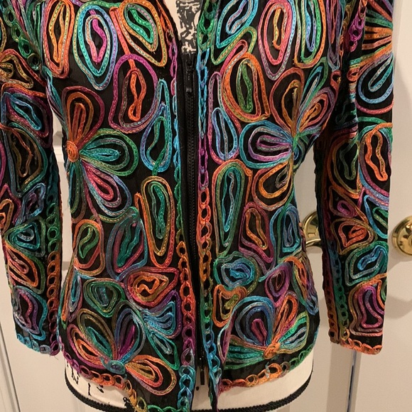 Groovy Casual Studio Jacket - Picture 2 of 5